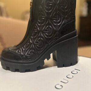 Gucci Black Magnum Platform Booties 38.5 8.5 GG Quilted Leather Block Heel